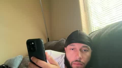 mrnuts24 online show from October 5, 3:08 pm