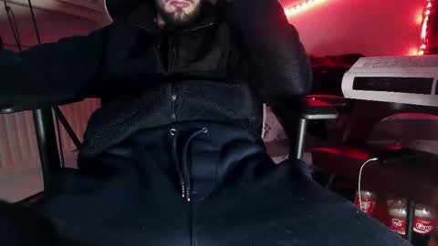 MrRogue online show from December 18, 8:31 am