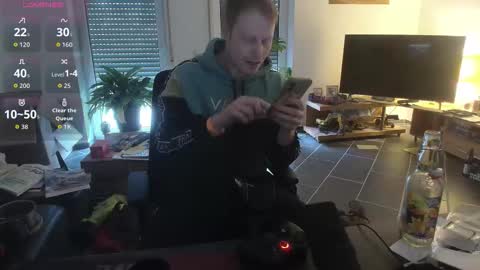 Sascha online show from March 15, 4:32 pm