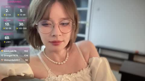 ms_christiana online show from November 10, 9:06 pm