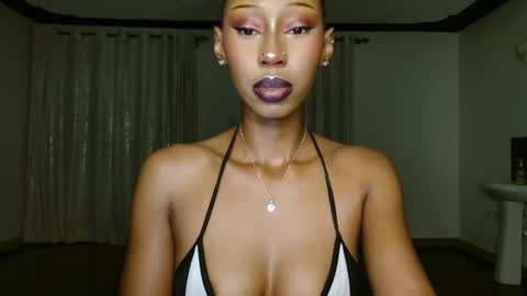 ms_crystal online show from March 24, 5:30 pm