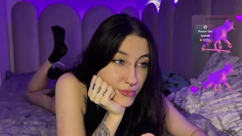 Dita online show from March 27, 6:31 pm