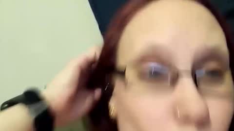 melissa online show from January 11, 3:01 am