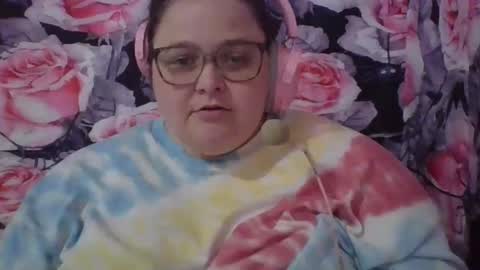 Snapshot of mscamirose15 chatting on October 25, 1:39 am Ms. Cami Rose online show from October 25, 1:39 am