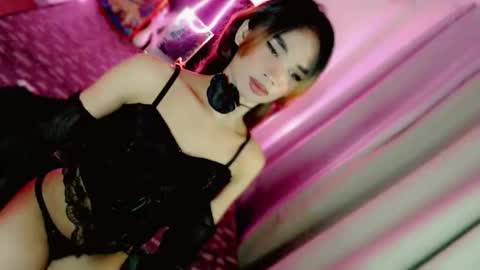 mscherry_ online show from March 7, 10:15 am