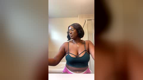 Ms. LOYALTY  online show from April 1, 6:38 pm