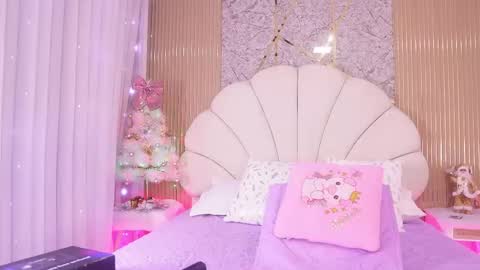 Manuela  online show from December 16, 3:14 am