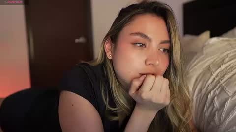 Sophie  online show from July 21, 6:43 pm