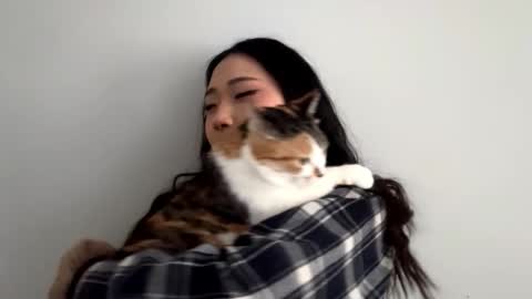 Mia online show from March 19, 5:57 am