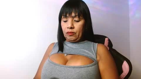 yuli online show from October 13, 6:15 am