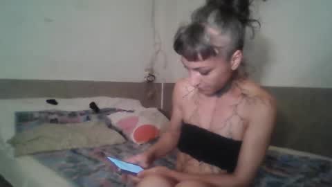 Snapshot of mulderandvalkyrie chatting on September 14, 2:25 am mulderandvalkyrie online show from September 14, 2:25 am