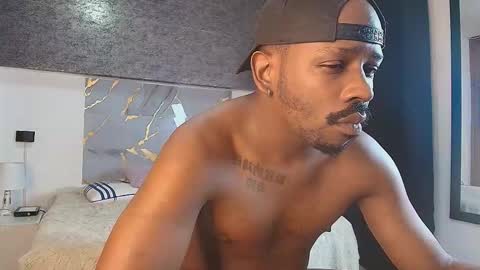 Muller Asher online show from November 25, 4:11 am