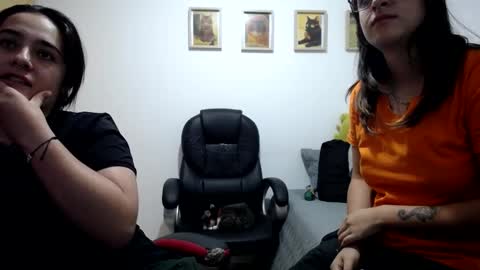Snapshot of multiorgasmic_6 chatting on September 27, 12:41 am Dani and Alex online show from September 27, 12:41 am