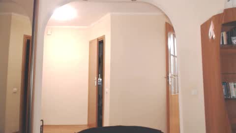 Erik online show from December 30, 12:00 am