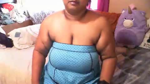 Snapshot of munniegalz1 chatting on February 24, 6:16 am your angel online show from February 24, 6:16 am