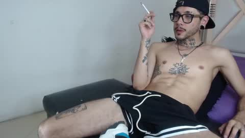 Snapshot of murdockh chatting on March 3, 4:36 am murdok  online show from March 3, 4:36 am