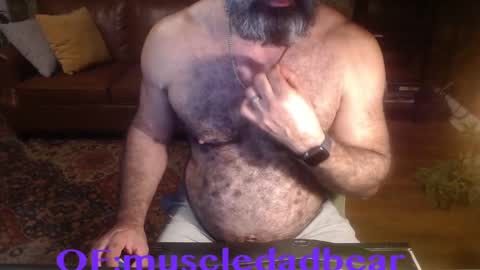 Snapshot of muscledadbear chatting on September 23, 11:55 pm Jordan El Din online show from September 23, 11:55 pm