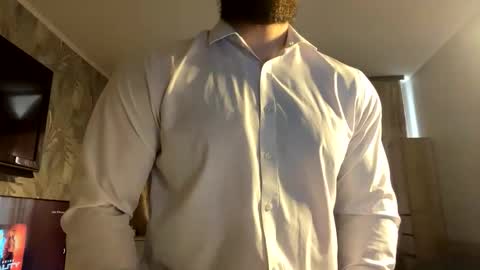 muscularjuggler online show from February 16, 2:43 am