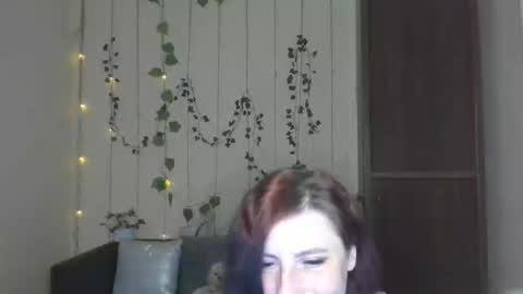 Jeneva online show from May 21, 6:36 pm