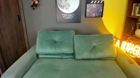 VALENTINA Luna  online show from July 10, 2:49 am