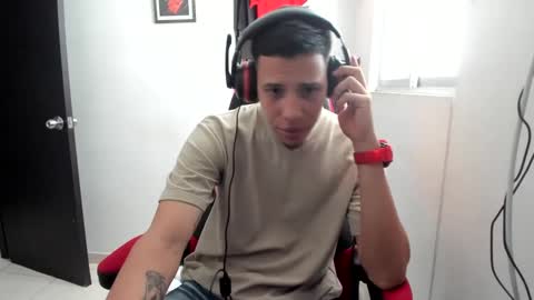 Mustafa online show from February 22, 1:35 pm