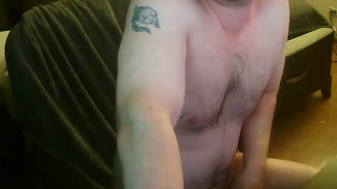 mustenjoyhead79 online show from November 2, 1:05 am