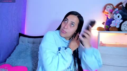 my_aleja_ online show from April 6, 10:38 am