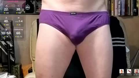 my_curiosity_ online show from May 13, 6:39 pm