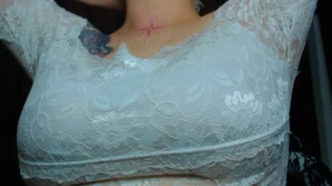     sara      i know you love me xoxox     online show from March 30, 7:08 am