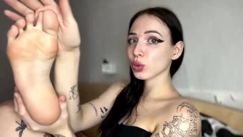 Viola online show from October 6, 7:48 am