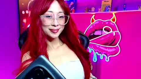 Milly Cute online show from April 19, 4:02 am