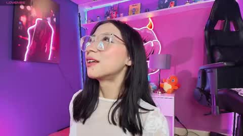 Milly Cute online show from February 13, 4:38 am