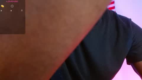 Mylo Wallace  online show from November 24, 7:23 pm