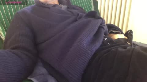 Bi sexy guy lovense hush is on private is open or password show tip if you like. online show from March 8, 8:11 am