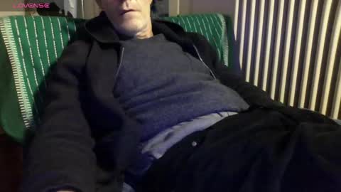 Bi sexy guy lovense hush is on private is open or password show tip if you like. online show from January 17, 4:16 pm