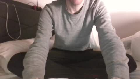 Felt like showing off online show from April 7, 4:47 am