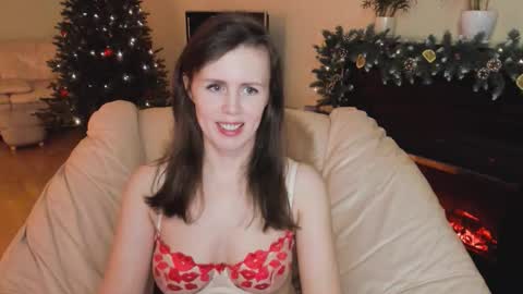 mysophiee online show from December 14, 10:05 pm
