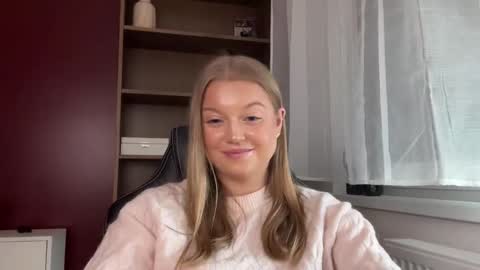 Erica online show from May 15, 10:45 am