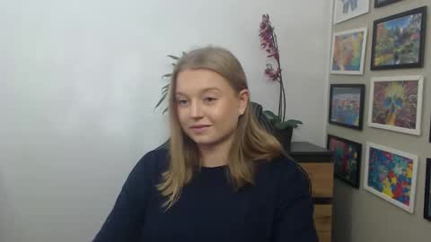 Erica online show from November 23, 12:58 pm