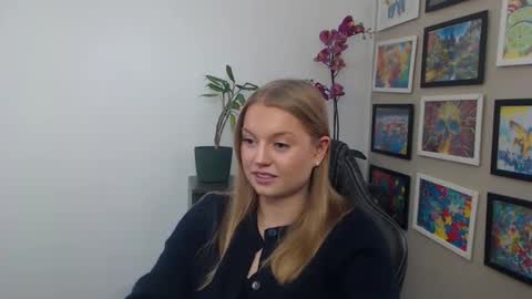 Erica online show from April 7, 10:06 am