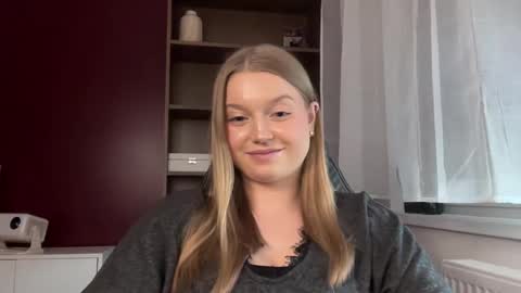Erica online show from May 20, 11:38 am
