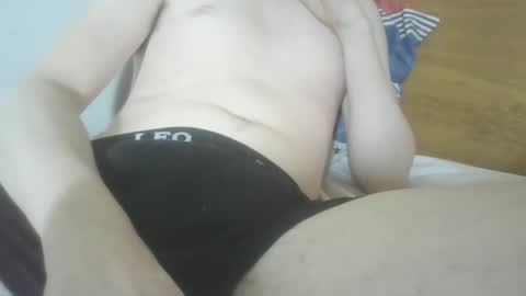 mysteryguy1990 online show from April 1, 12:50 pm