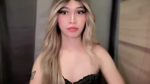 Lucy online show from July 3, 3:44 am