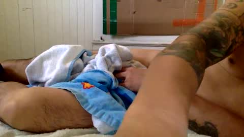 Snapshot of mywi11yisbiggy chatting on March 12, 10:28 pm str8 dom alphaAsian Daddy type. sorry not bi or  curious but i dont judgediscrimenate. online show from March 12, 10:28 pm