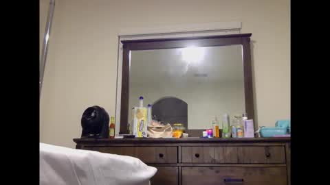 mzthundabootie online show from March 18, 2:06 am