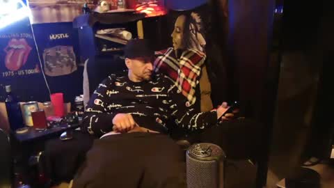 SnackPants online show from March 6, 9:03 am