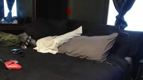 SnackPants online show from February 26, 1:25 am