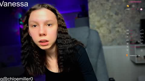 Vanessa and Julia  online show from January 8, 2:35 pm