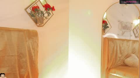 naamah_b online show from May 9, 3:07 pm