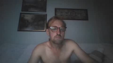 nachtigall25 online show from September 14, 11:50 pm